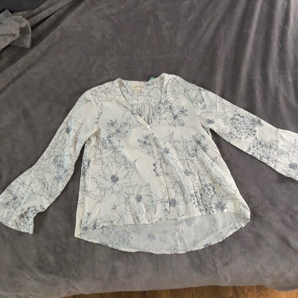 Bell sleeve button down